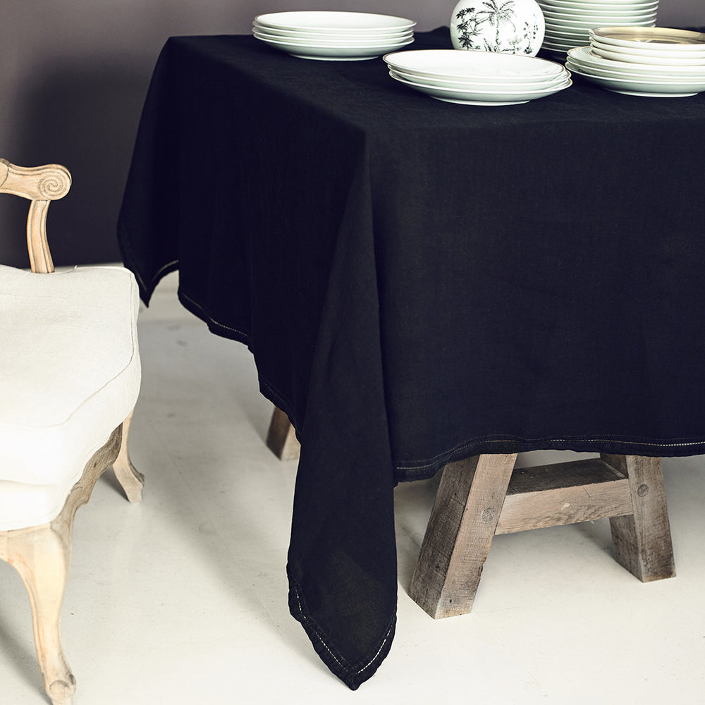 TABLECLOTH · PURE WASHED LINEN · BLACK
