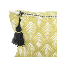 CUSHION COVER · PURE WASHED LINEN · NAMIBIA MOTIF LIME/WHITE
