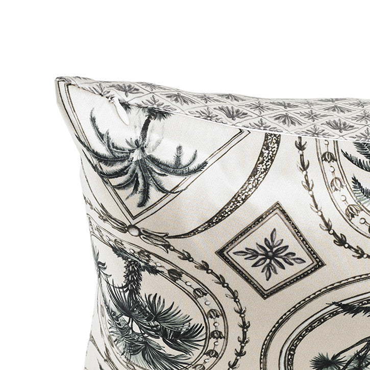 CUSHION COVER · SILK · TOILE DE PALMIERS MOTIF
